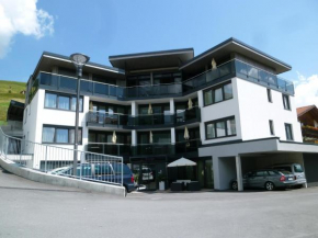 Отель Berglife Appartements, Зерфаус